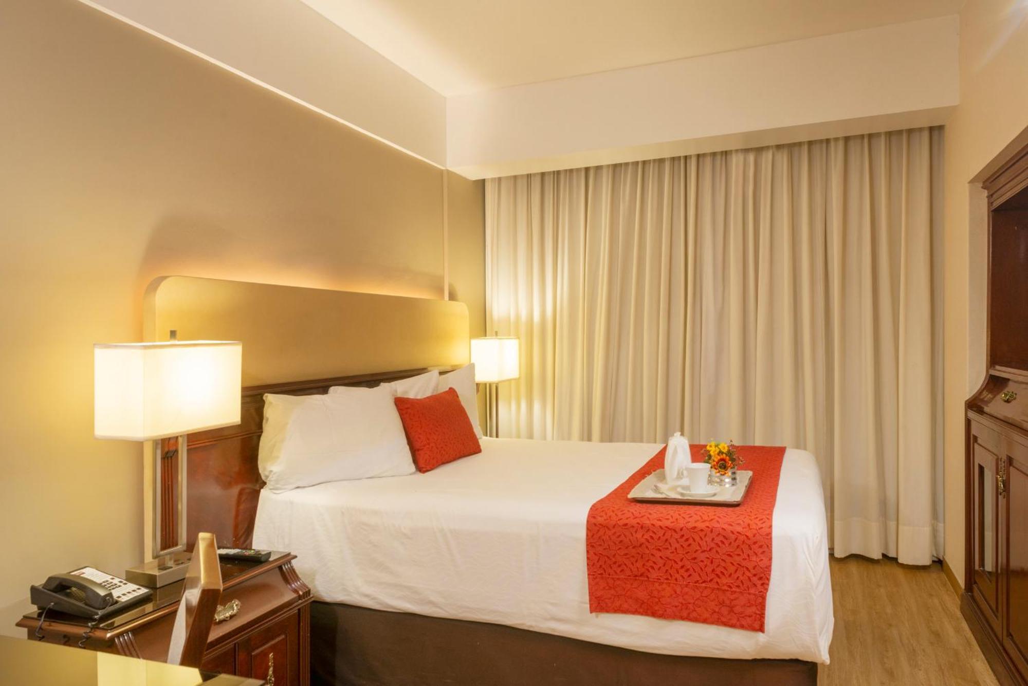 Stanza Hotel Città del Messico Esterno foto